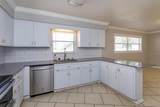 2445 Lakeview Avenue - Photo 22