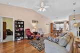 24821 Pine Hill - Photo 10