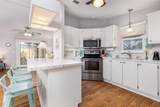605 Rainbow Boulevard - Photo 2