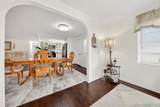 7 Cocos Plumosa Drive - Photo 26