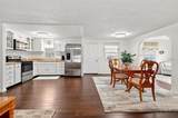 7 Cocos Plumosa Drive - Photo 3