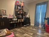 4601 Oak Street - Photo 20