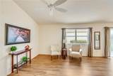 1806 Queensbury Terrace - Photo 11