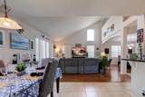 3161 Poppy Hill Road - Photo 13