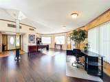 811 Bay Street - Photo 17