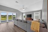 879 Morley Avenue - Photo 10