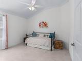 2716 Lyall Loop - Photo 32