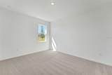 1040 Luke Avenue - Photo 21