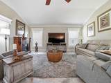 2760 Midland Terrace - Photo 15