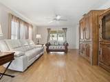 484 Aintree Lane - Photo 12