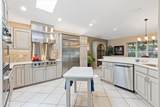 1302 La Estrellita Way - Photo 15