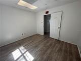 550 Balmoral Circle - Photo 4