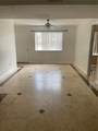 2360 Sw Archer Rd - Photo 4