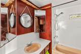 270 Bay Street - Photo 18