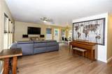 5722 85TH Street - Photo 4