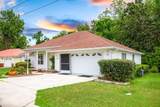 212 Willow Drive - Photo 2
