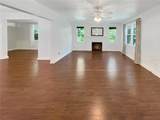 824 9TH Avenue - Photo 4
