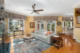 996 Scenic Lake Drive - Photo 15