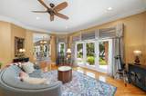 996 Scenic Lake Drive - Photo 19