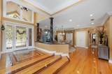 996 Scenic Lake Drive - Photo 5