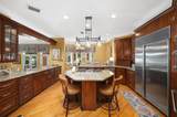 996 Scenic Lake Drive - Photo 8