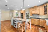 717 Boulevard - Photo 10
