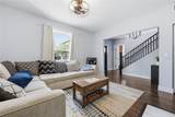 403 9 Street - Photo 8