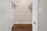 950 Lawrence Boulevard - Photo 20