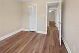 950 Lawrence Boulevard - Photo 25