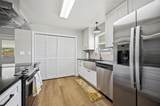 926 Woodlawn Street - Photo 15