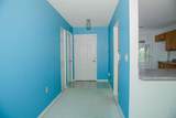 260 Lake Suzanne Drive - Photo 2