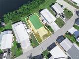 16 Queen Of Waters Street - Photo 32