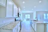 1492 Leamington Lane - Photo 11