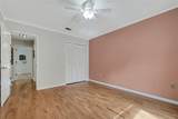 815 Hillside Court - Photo 44