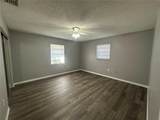 903 Castle Way - Photo 4