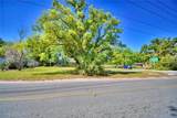 1717 Lakewood Road - Photo 3