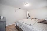 1048 Roselle Avenue - Photo 17