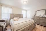1048 Roselle Avenue - Photo 18