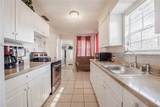 1048 Roselle Avenue - Photo 6