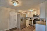 640 Waldon Avenue - Photo 16