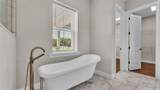1385 Ewell Road - Photo 25