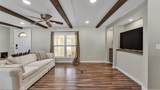 521 Oak Ridge - Photo 6