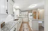 436 Oak Ridge W - Photo 11