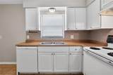 1554 Sarah Street - Photo 11