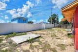 1554 Sarah Street - Photo 24