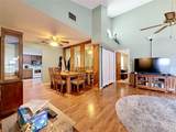 2115 Kings Crossing - Photo 10