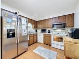 2115 Kings Crossing - Photo 18