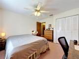 2115 Kings Crossing - Photo 24