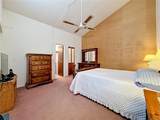 2115 Kings Crossing - Photo 28