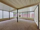 2115 Kings Crossing - Photo 37